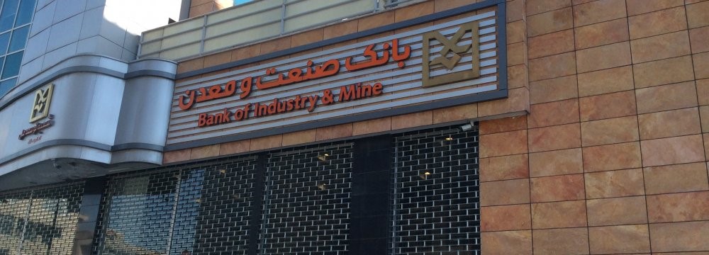 BIM, Foreign Banks in Financing Talks