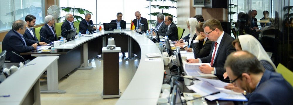 Two Iranian Banks Opening Munich Branch