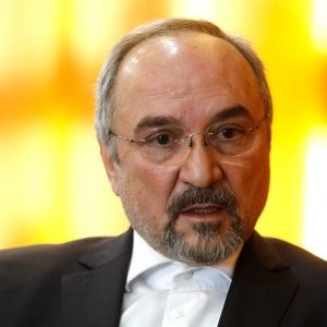 Iran, Italy Facilitating Finance