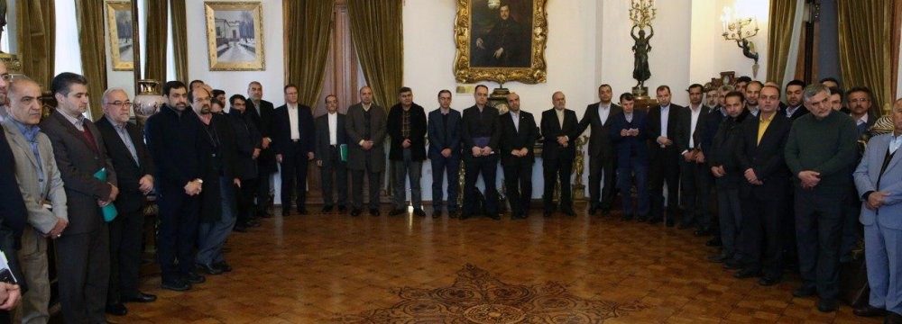 Iranian Delegation Boosts Russia Trade Relations