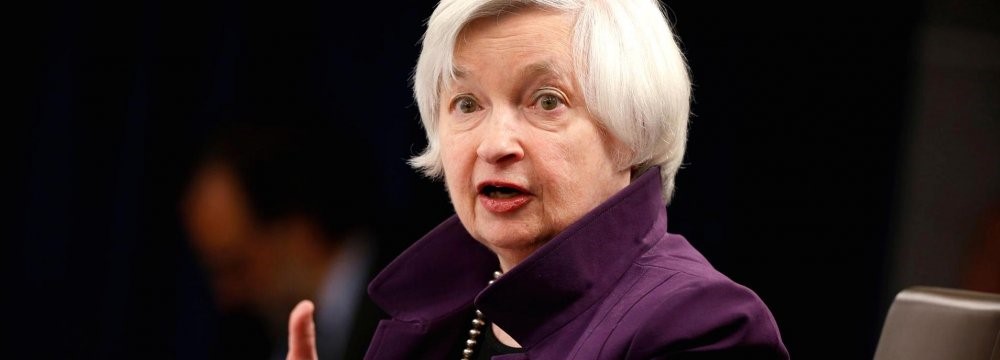 Yellen, Economists Say US Tax Cuts Blowing Up Budget