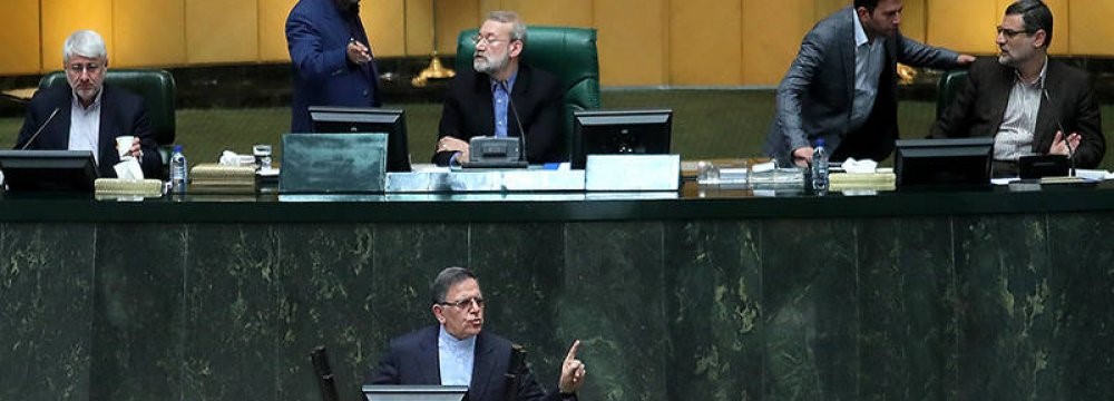 Iran Parliament Briefed on Unified Forex Rates